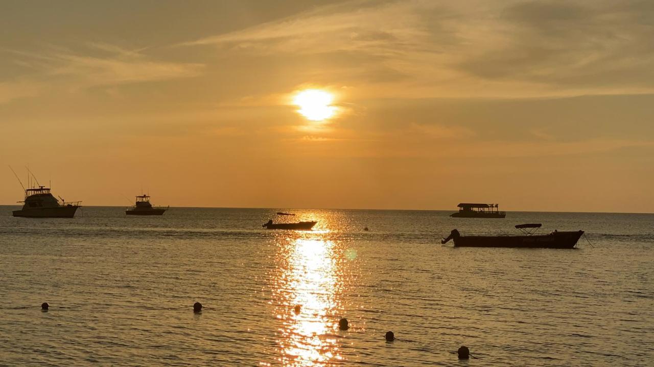 The Boardwalk Village Negril Exterior photo